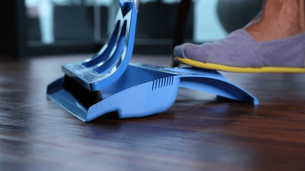 WISP Microfiber Dusting Glove – WISP Broom